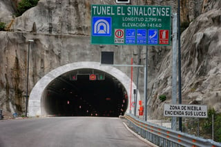 Hallan un cuerpo sin vida y con huellas de violencia en túnel de la Durango-Mazatlán