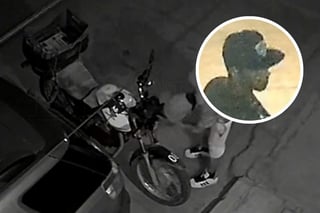 Roban motocicleta en la IV Centenario; buscan al ladrón | VIDEO