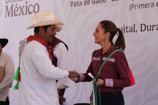 Sheinbaum inaugura camino artesanal en Mezquital, Durango | VIDEO