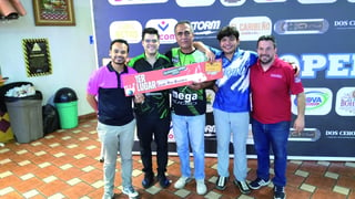 Laguneros, campeones del torneo de boliche 