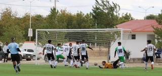 El Trébol FC gana duelo en la cima