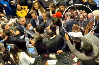 Morenistas y Panistas protagonizan riña en el Senado; Noroña llamó al orden en la asamblea