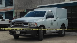 Hombre murió tras chocar camioneta contra casa; su deceso fue al llegar a su hogar