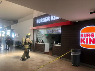 Se registra incendio en Burger King de la Central Camionera 