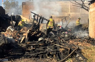 Se incendian 3 viviendas de materiales frágiles por salida a Parral