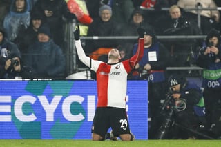 Champions League: Santi Giménez marca doblete en victoria contra el Bayern Munich | VIDEO