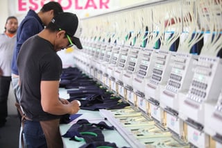 Uniformes escolares: textileros de Durango buscan 'rescatar' los bordados
