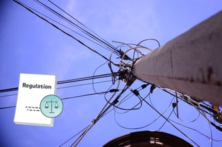 Cableado desordenado por Durango, difícil de regular: Regidor