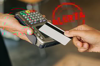 Skimmer, el fraude silencioso al viajar en carretera, ¿cómo funciona? 