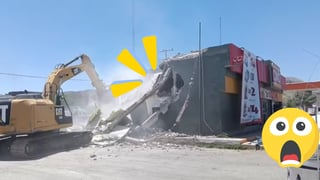 Desalojan y derriban un Oxxo en Durango, ¿cuál fue la razón? | VIDEO