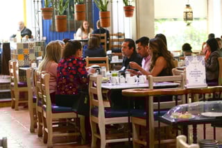 Restauranteros de Durango se preparan para el día de más venta 