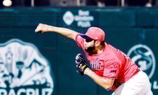 Jake Walters refuerza la rotación de Caliente 