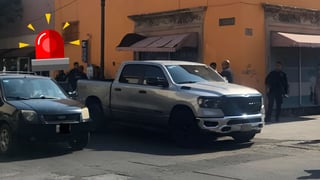 Fuerzas federales y locales revisan camioneta 'sospechosa' en avenida 20 de Noviembre | VIDEO