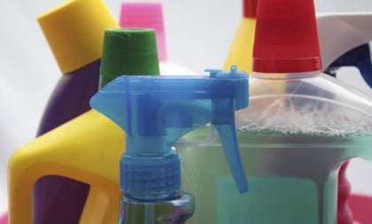 Productos químicos del hogar pueden afectar a la fertilidad masculina