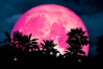 ¿De cuántos colores se puede ver la Luna desde la Tierra?