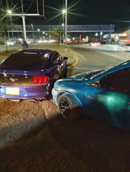 Percance. Se registró un choque múltiple frente al Centro Trailero de Gómez Palacio; el responsable se dio a la fuga.