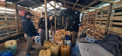 Labor. En un cateo, la FGR aseguró hidrocarburo en el municipio de Gómez Palacio.