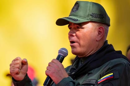 Venezuela alerta sobre guerra de EEUU, pero plantea como un 'imposible histórico' rendirse