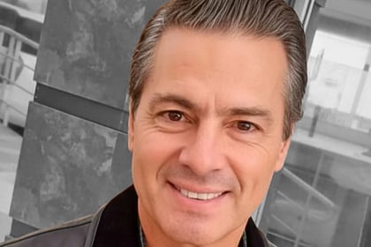 Peña Nieto reaparece en México; lo captan afuera del SAT en Metepec