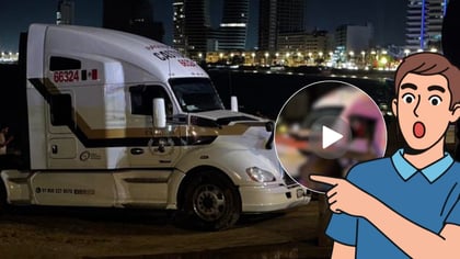 Conductor ingresa a playa de Mazatlán con todo y tráiler; se vuelve viral tras quedarse atorado