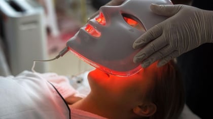 Máscaras Led para el skincare, ¿funcionan o no? Esto dice la ciencia