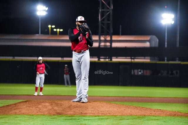 Félix Doubront se luce ante la afición de Caliente de Durango