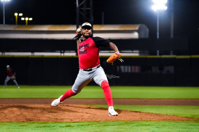 Félix Doubront se luce ante la afición de Caliente de Durango