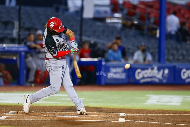 Caliente vs Charros / Juego 1