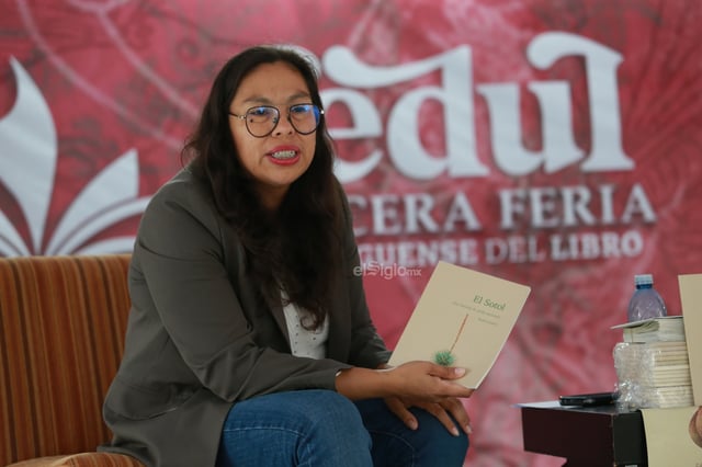 La escritora visitó Durango este fin de semana para presentar este libro como parte de las primeras actividades de la Feria Duranguense del Libro 2025.
