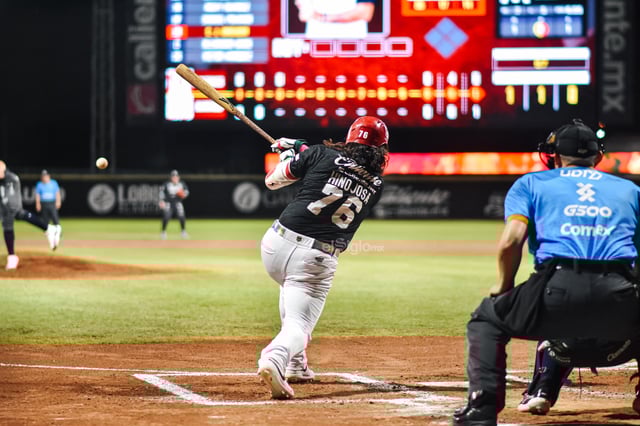 Sultanes de Monterrey vs Caliente de Durango / Juego 01