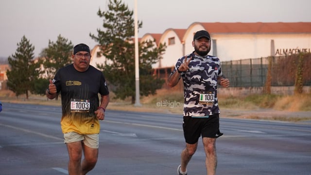 Más de mil deportistas, familias y entusiastas se reunieron para transformar las calles en una auténtica fiesta atlética.