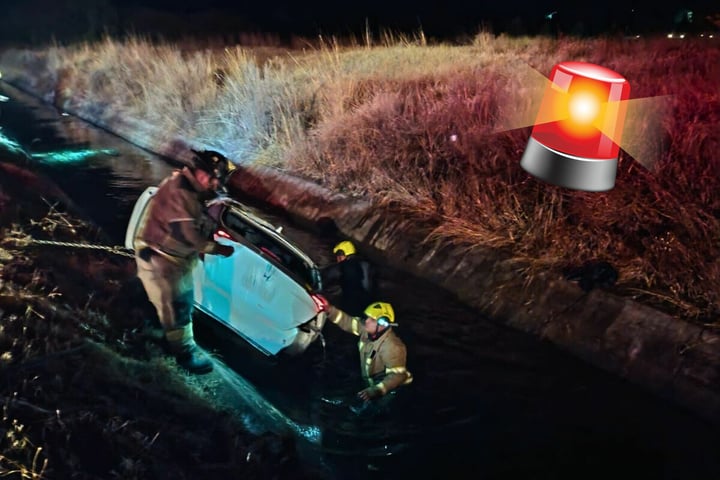 Muere conductor tras caer su automóvil a un canal en fraccionamiento Las Villas