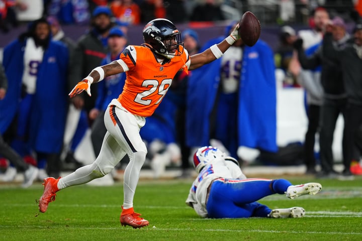 NFL: Broncos avanzan con victoria épica 33-30 en tiempo extra sobre los Bills
