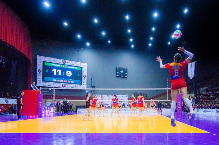 Coronelas de Durango barre en tres sets a Tapatías de Guadalajara y toma el liderato de la liga