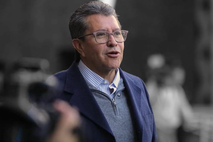 Plurinominales se mantienen; Monreal asegura que desacuerdos por la reforma ya fueron superados