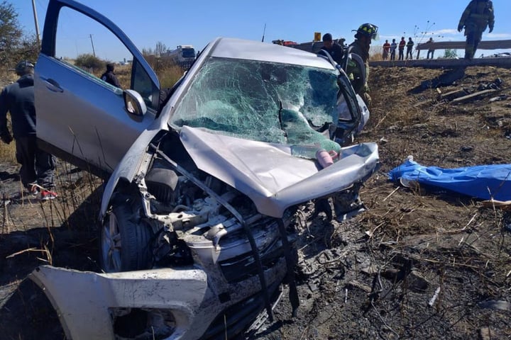 Choque frontal en periférico de Durango cobra la cuarta víctima mortal