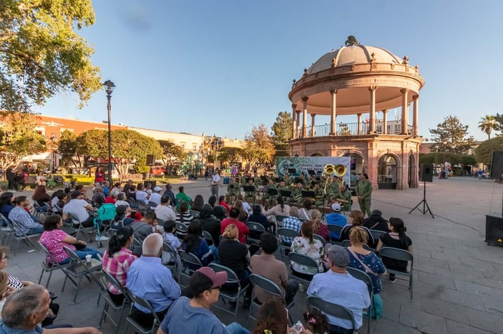 El evento estrechó lazos entre la ciudadanía y el Ejército Mexicano, logrando una convivencia familiar.