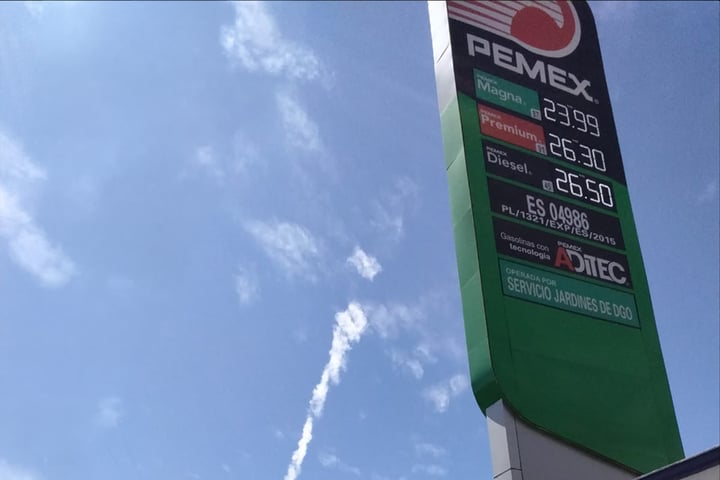 Preocupa aumento en el precio del barril de petróleo por conflicto en Medio Oriente