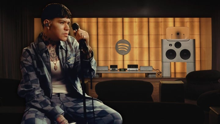 Junior H es el primer artista latino en presentarse en Spotify Live Room