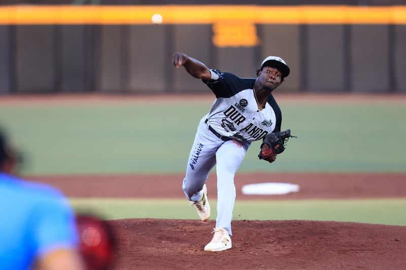 Toros le pega a Caliente de Durango en la primera embestida