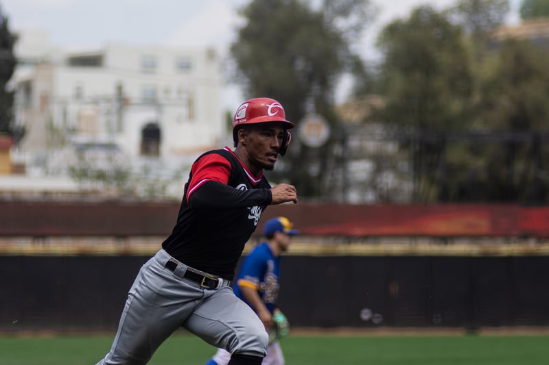 Caliente cae en la novena