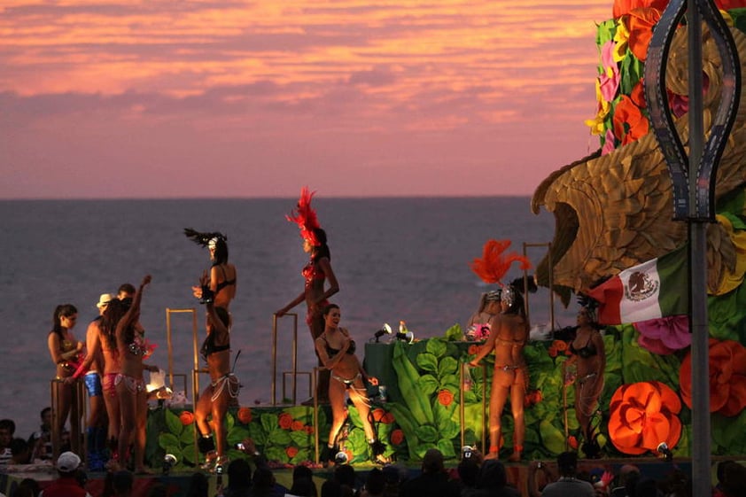 Esta celebración, que cuenta con más de 100 años de antigüedad, tiene como escenario hermosas playas y se distingue además por contar con una gran variedad de actividades culturales.