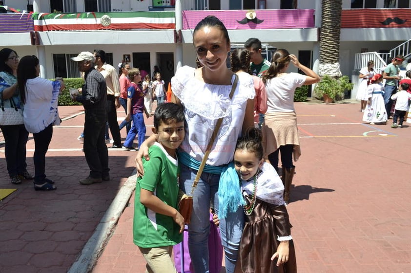 Grisel, Isabella y Raúl.