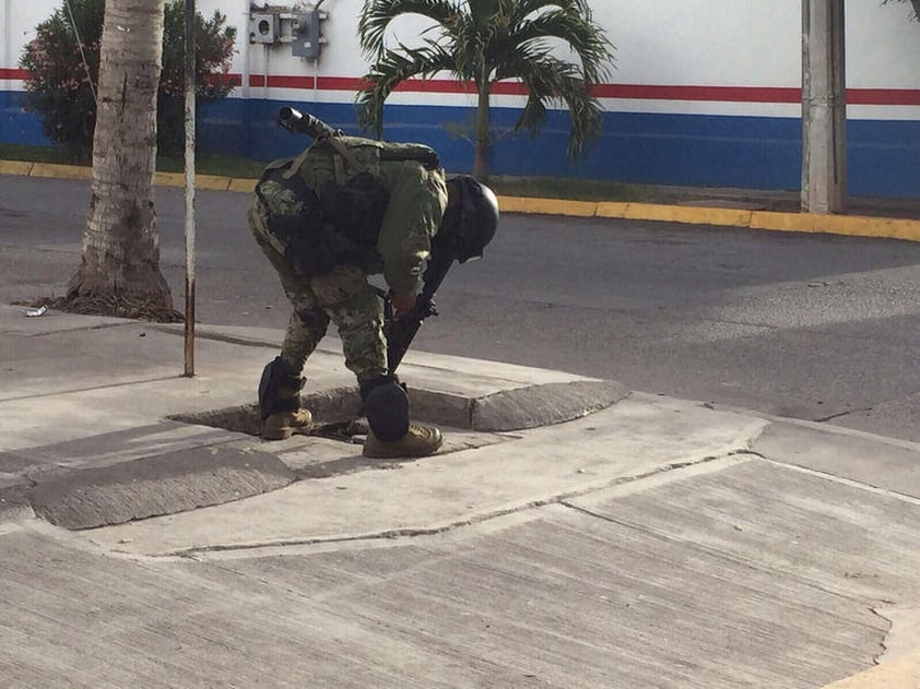 Guzmán intentó escapar por las alcantarillas antes de ser finalmente capturado.