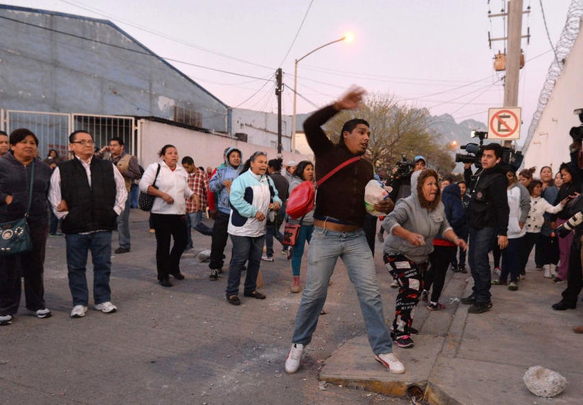 Horas de incertidumbre vivieron las familias al no tener la identidad de las personas fallecidas.