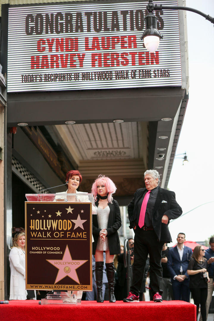 En el evento, Sharon Osbourne, dedicó unas palabras a la cantante.