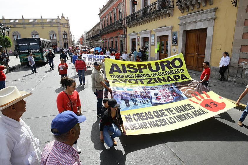 Más tarde arribaron sindicatos de la Unión Nacional de Trabajadores, tales como los de telefonistas y de empleados del Monte de Piedad, entre otros.