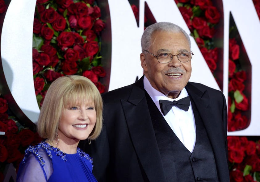 Cecilia Hart y James Earl Jones.