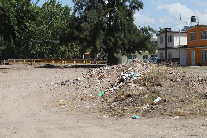 Afecta actividades domésticas como el lavado de enseres y la limpieza de espacios del hogar.