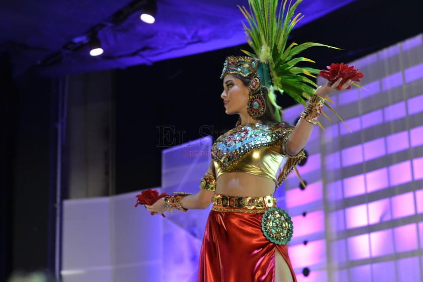 Se hizo gala de la presentación de traje típico.